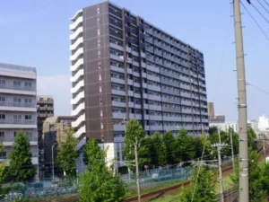 【期間限定 サマーキャンペーン】<br>東海道本線 金山駅 徒歩3分<br>名古屋市名城線 金山駅 徒歩3分<!--パークフラッツ金山-->